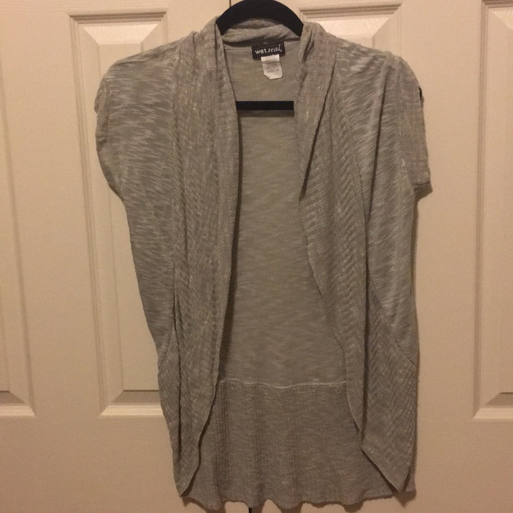 gray cardigan sweater